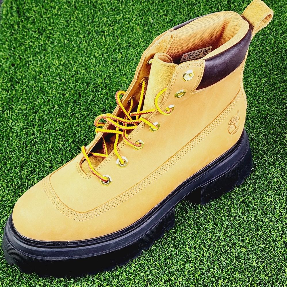 Timberland Tan Lace Up Boots